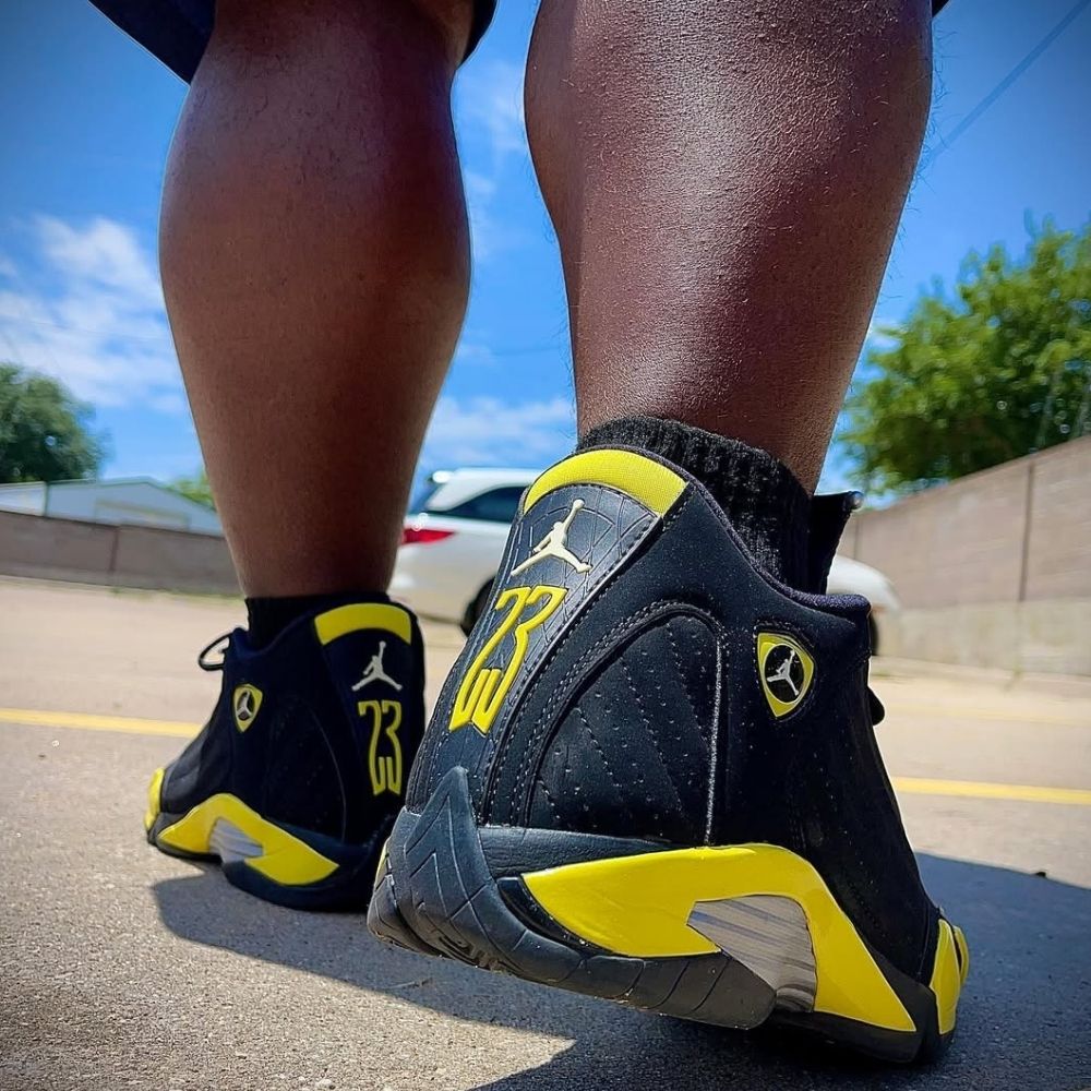 Air Jordan 14 Retro Thunder Black Tour Yellow